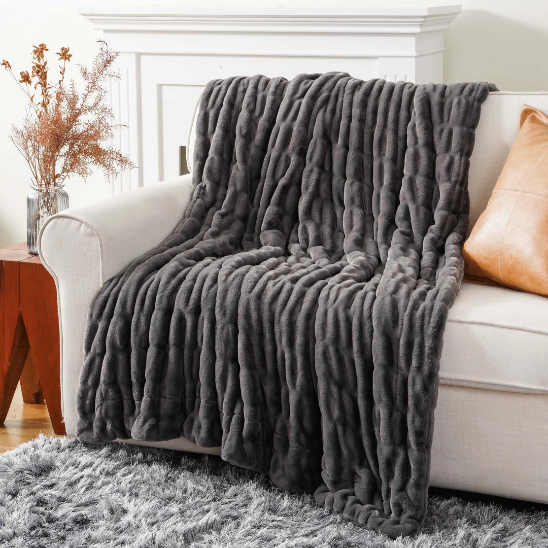 Luxurious Faux Rabbit Fur Blanket Throw