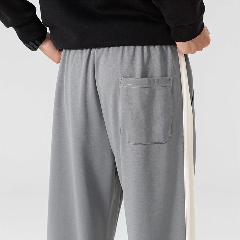 Lembourne Relaxed Sweatpants
